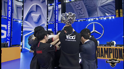 恭喜EDG获得S11全球总决赛冠军